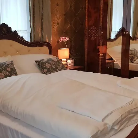 My-lord Luxapartman *