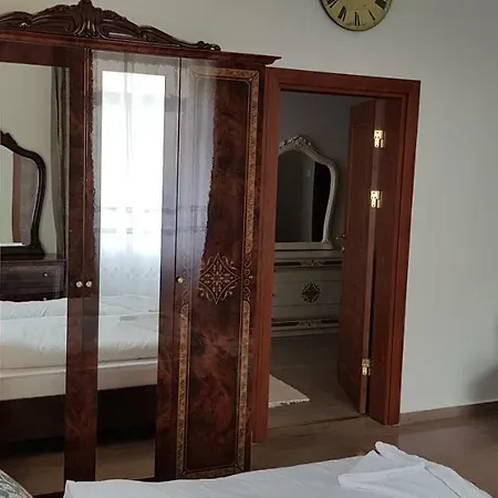 My-lord Luxapartman אגר