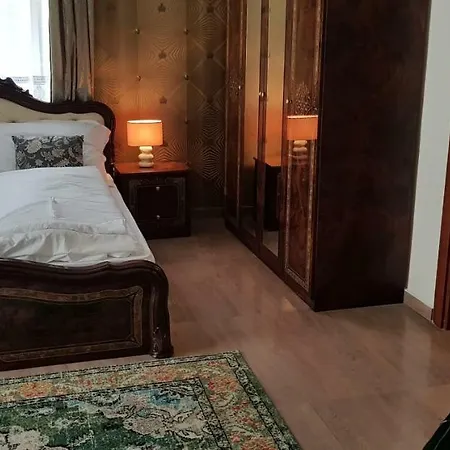 My-lord Luxapartman אגר