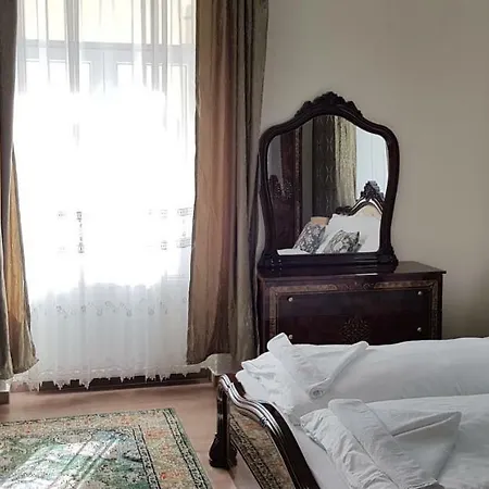 My-lord Luxapartman אגר